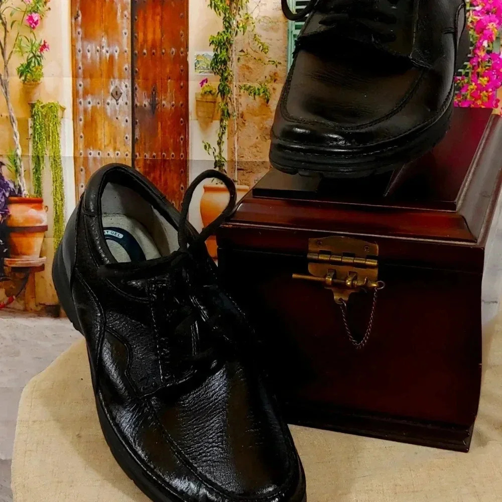 Nunn Bush men's casual shoe